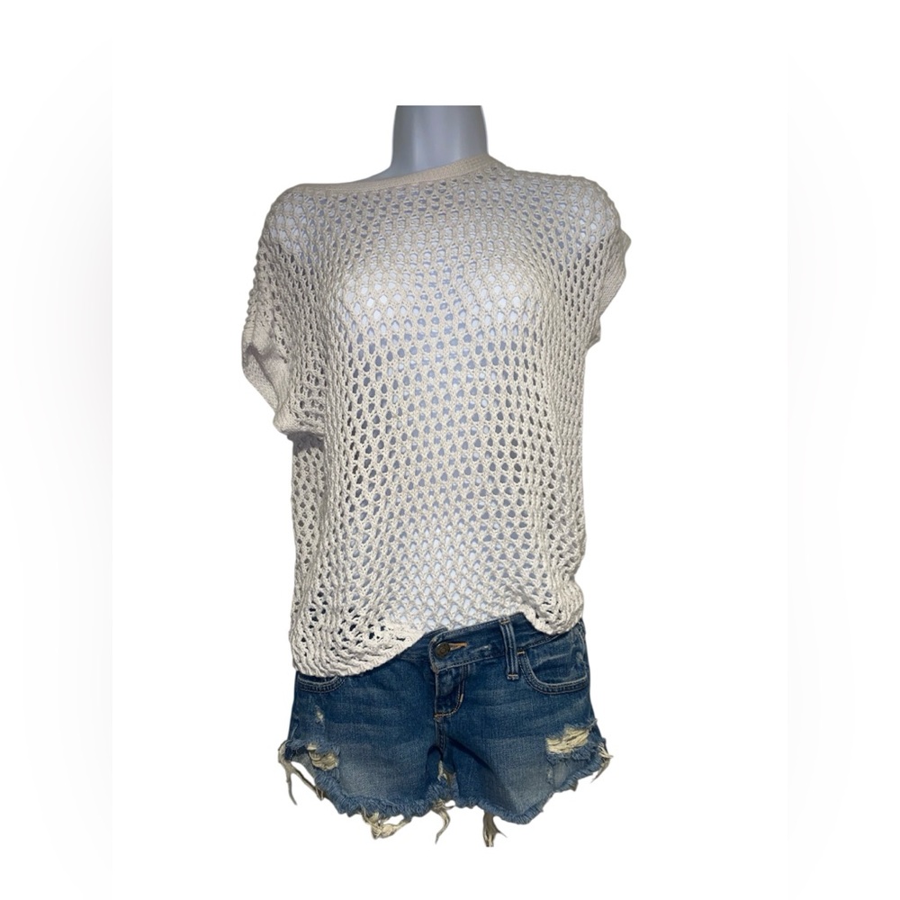 white 100% cotton crochet short sleeve top